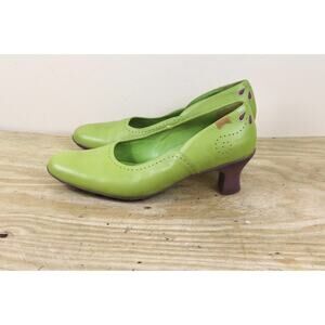 Camper Shoes 42 Womens Neon Green Leather Pumps Perforated Petals 11 Heels Boho